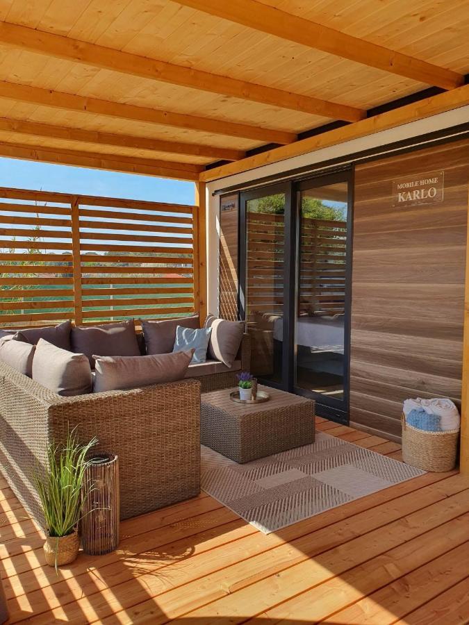PUY Mobile Homes Karlo & Dino מראה חיצוני תמונה