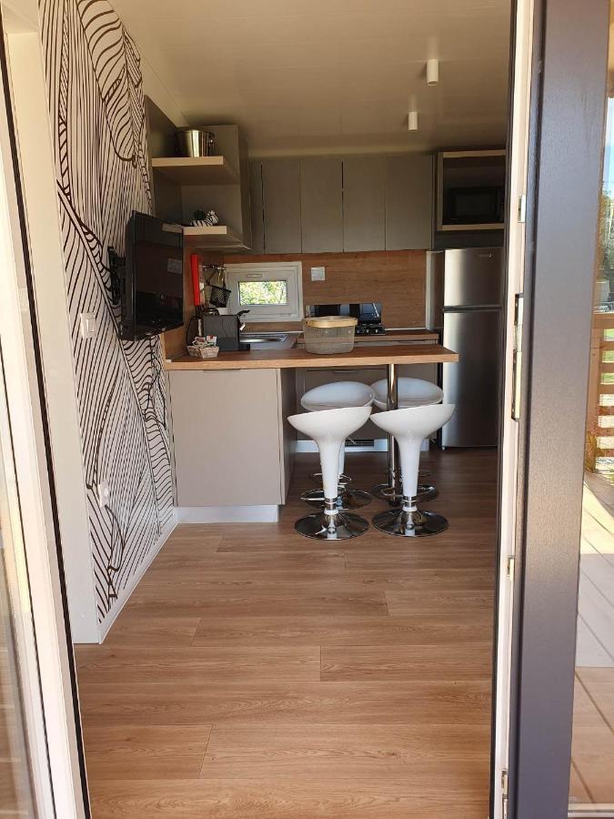 PUY Mobile Homes Karlo & Dino מראה חיצוני תמונה