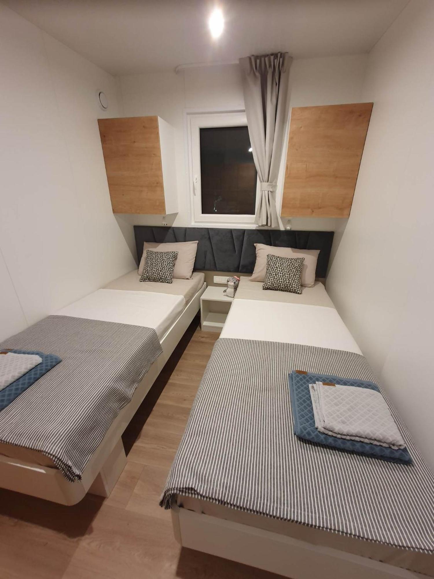 PUY Mobile Homes Karlo & Dino חדר תמונה