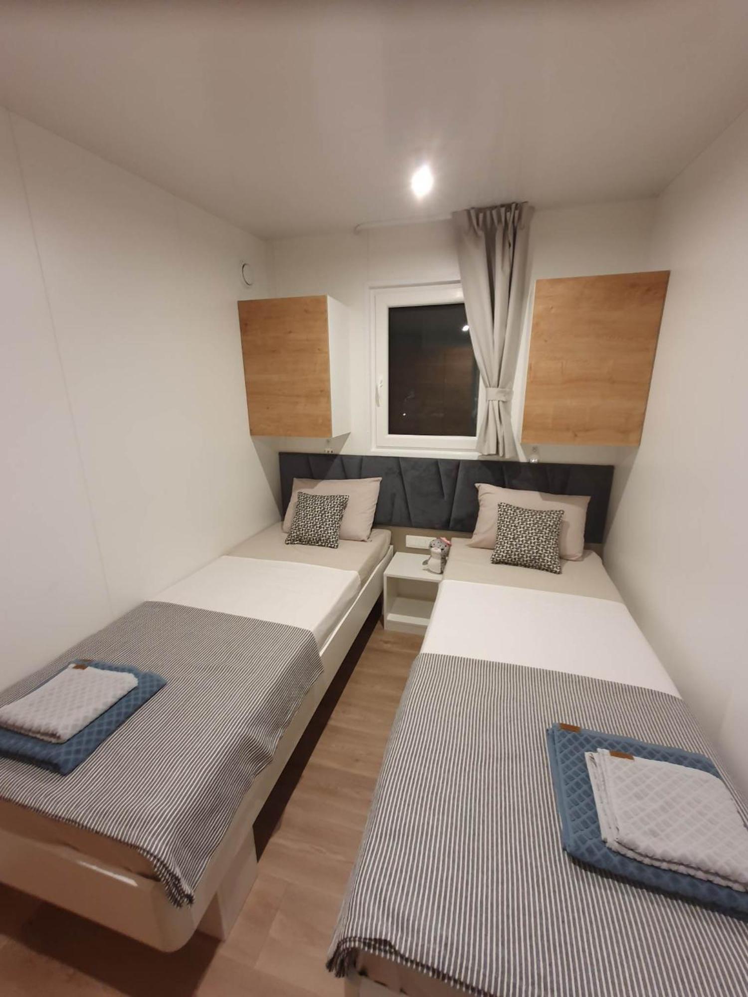 PUY Mobile Homes Karlo & Dino חדר תמונה
